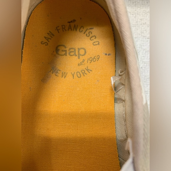 GAP Beige and White Polka Dot Sneakers - Picture 8 of 8